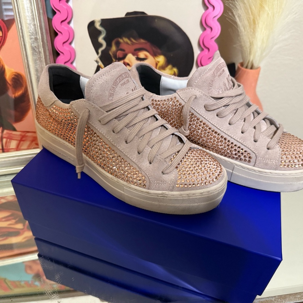 P448 Thea Women's Sneakers